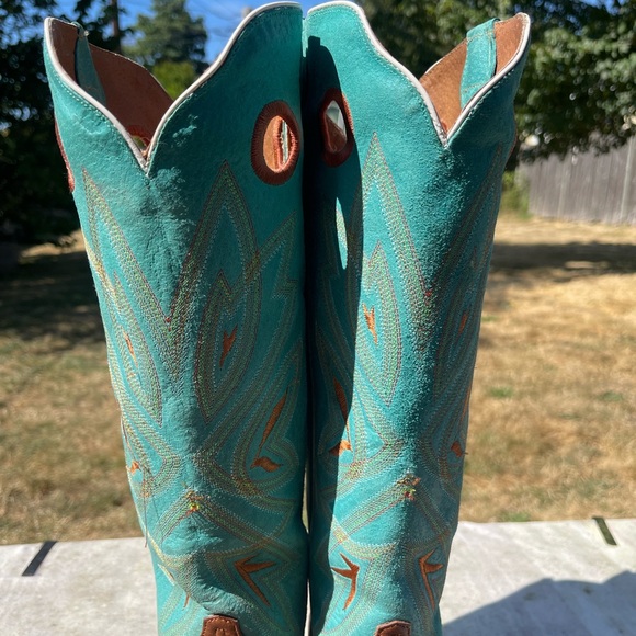 Tony Lama Turquoise Cowboy Boots - Picture 8 of 10